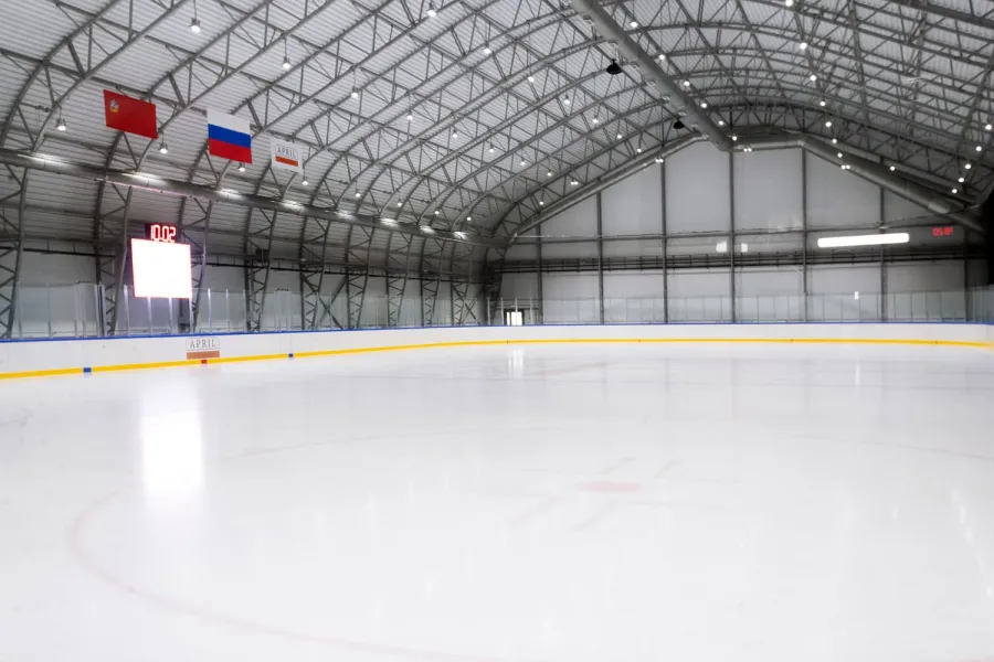 Строительство хоккейных площадок и ледовых катков