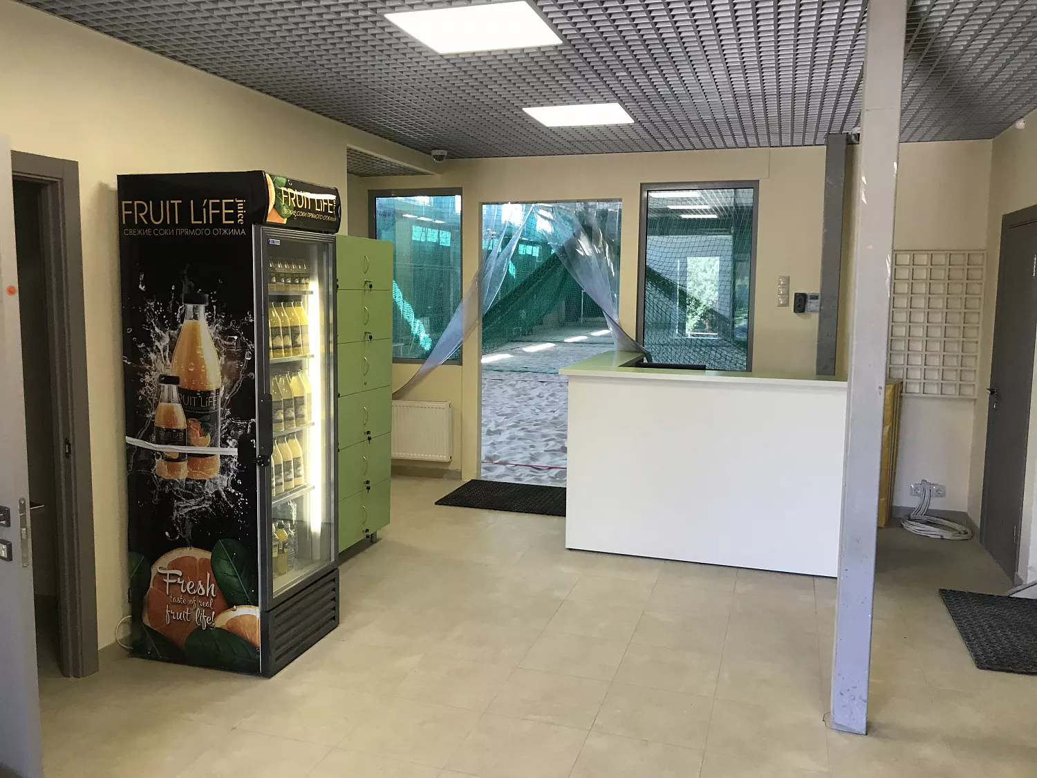 Центр пляжных видов спорта 43x21 м